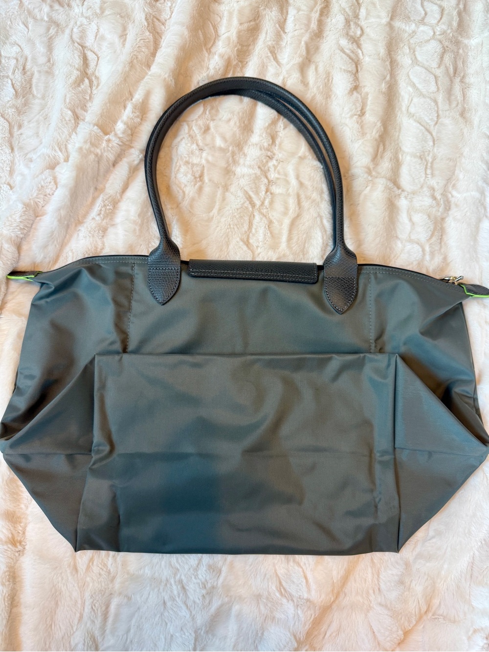 Longchamp Le Pliage Green Recycled Canvas Large Shoulder Tote in graphite - Picture 3 of 16